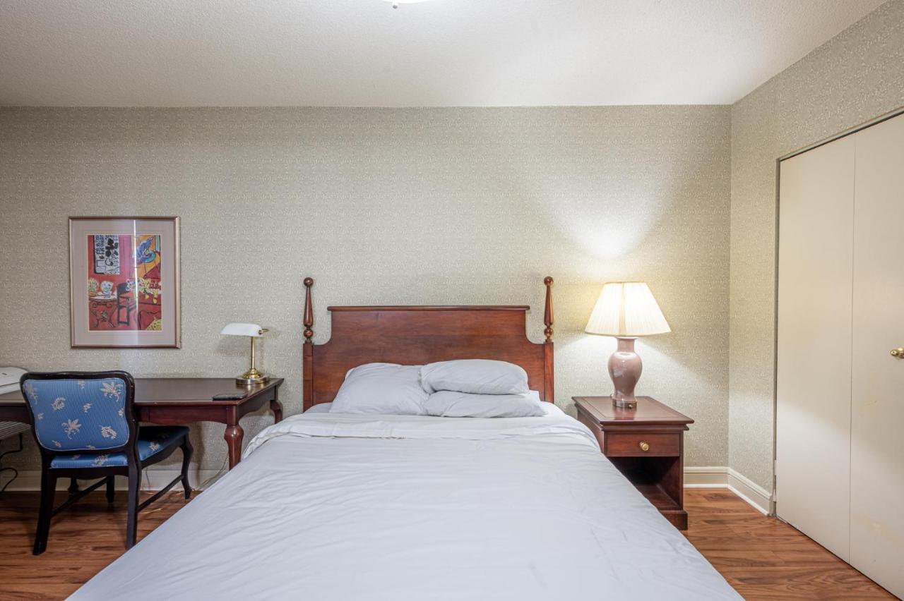 Le Domaine Chambre D'Hotel A Saint-Sauveur Luaran gambar